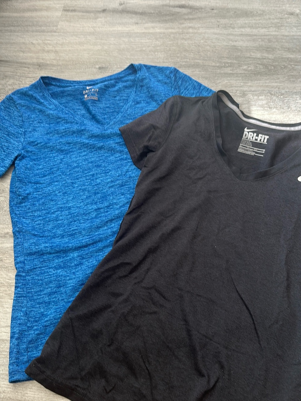 Nike women Short Sleeve Tees